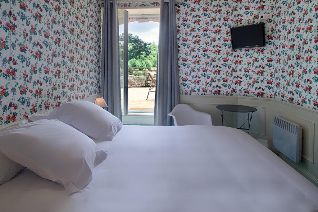 Hotel De Charme Les Mimosas Пон-Аван Номер фото